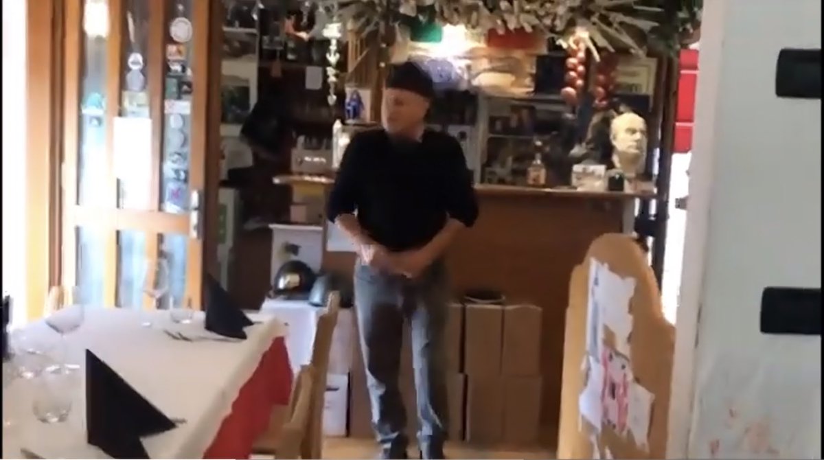 Se23rex's tweet photo. I #sinistri possono avere un museo sul #comunismo e io non potrei andare a #Sequals al Bar-Trattoria Teodora a trovare il mio amico???
Ma quando mai🤌🤌🤌provate a fermarmi☝🏻☝🏻🤨🤨🤨e no solo a Sequals,ma anche a #Chioggia e ovunque io e chi come me vogliono andarci☝🏻 https://t.co/4DOshxEViM