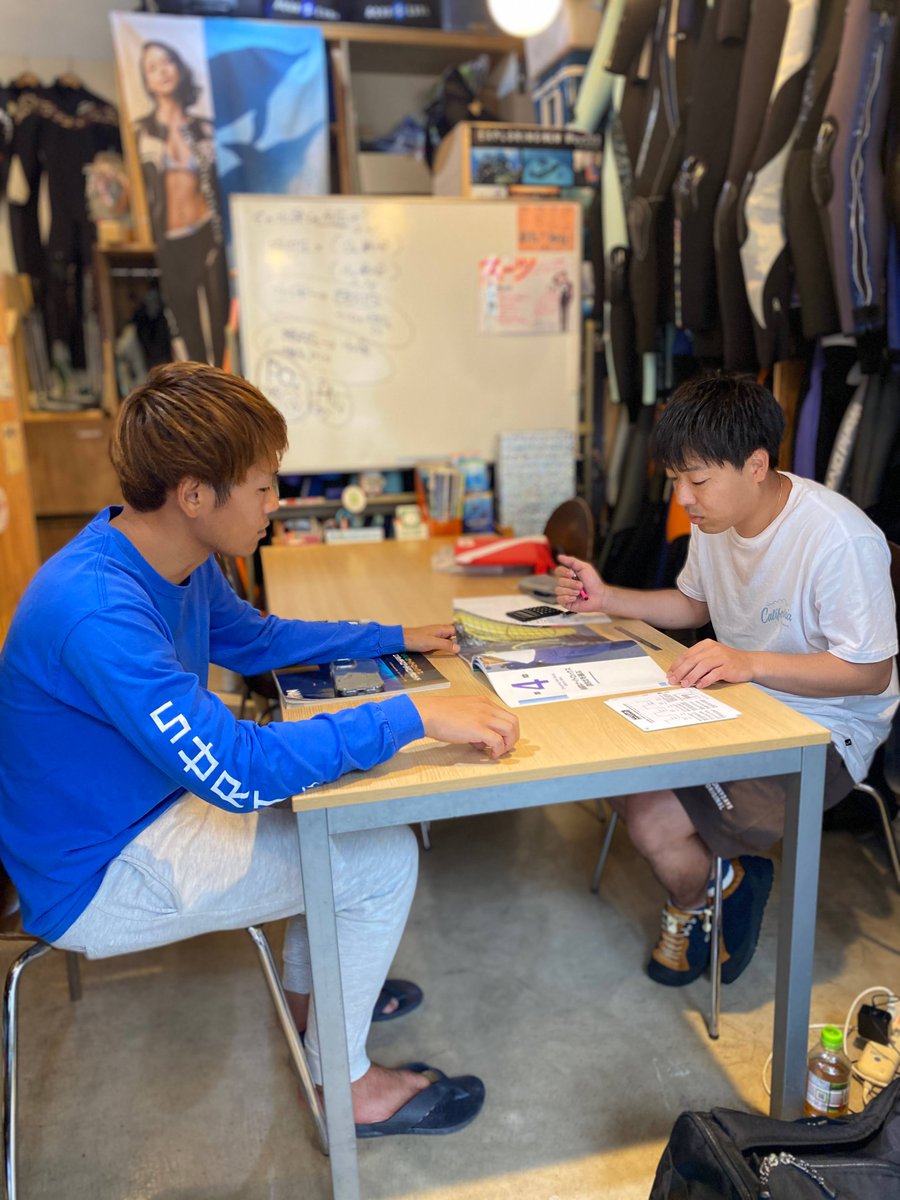 infooceanstage's tweet photo. プロコース学科講習中…👀
インストラクターになるために、
正しい知識を身につけています🌟

インストラクターを養成できる、
オーシャンステージでダイビング始めませんか〜？
オーシャンステージで働きたい方も募集中🙌

＃大阪ダイビング
＃ダイビングインストラクター https://t.co/NMrVXZRMUI