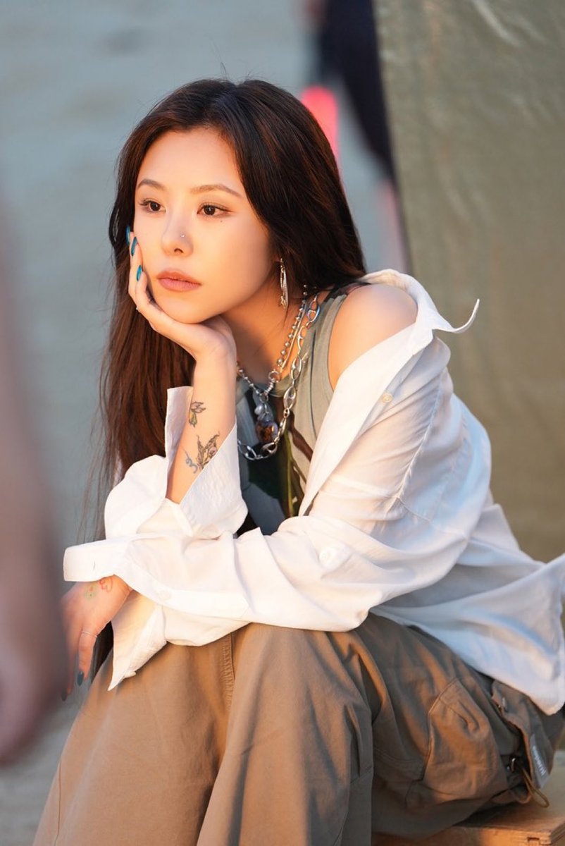 kpopsapphic's tweet image. Wheein (Mamamoo)