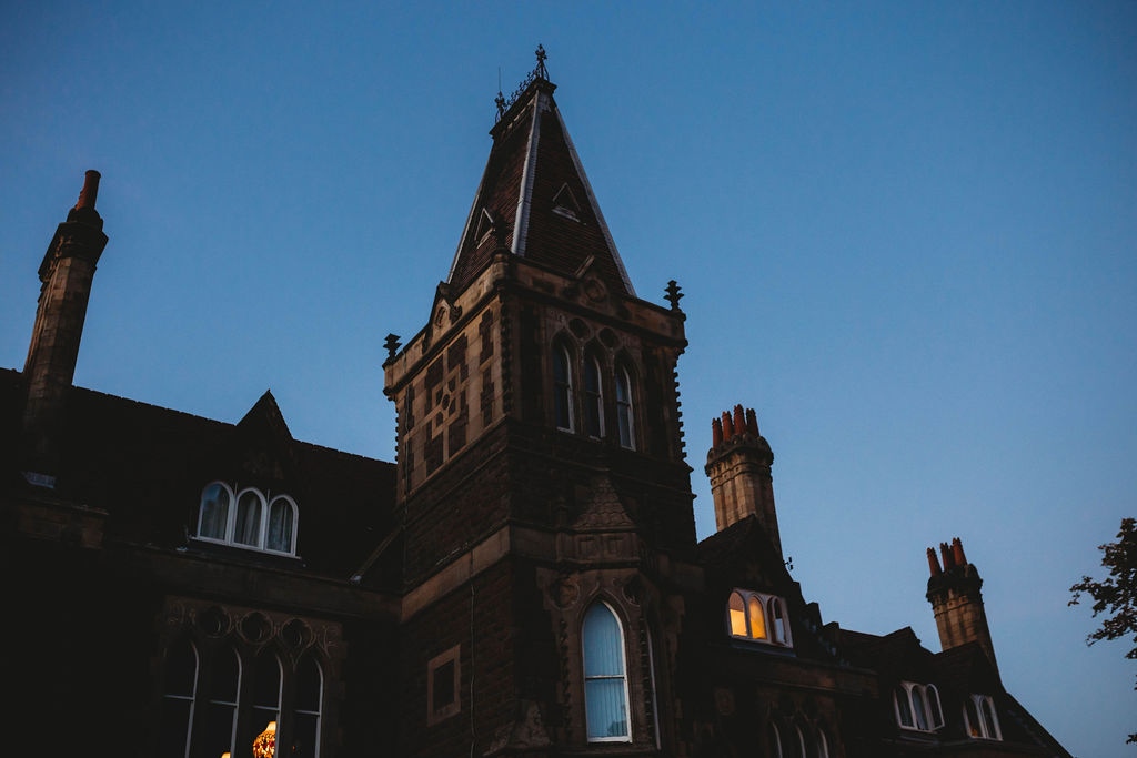 RushpoolHall's tweet image. Rushpool Hall is straight out of a fairytale! 

📸 @laurenmaullphotography

To book a tour of Rushpool Hall wedding venue in North Yorkshire pop us a message or email us at weddings@rushpool.co.uk We would love to hear from you and start your wedding planning