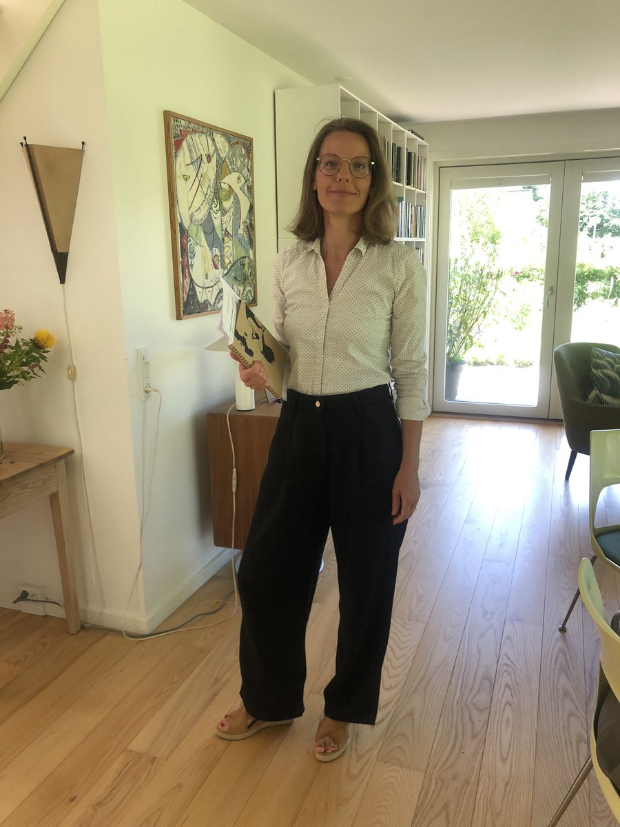 Laura Louise Heinsen tweet media