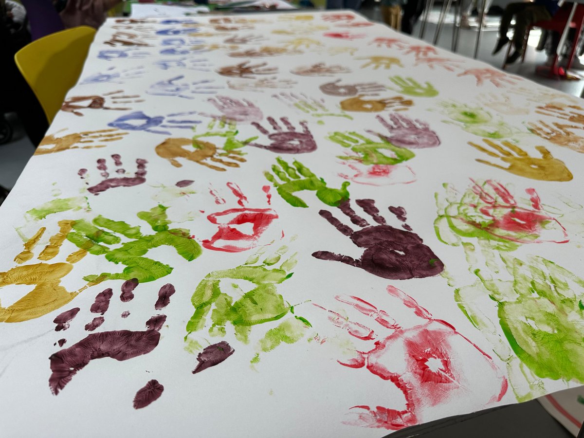 DEISEB yn fyw: ysgol uwchradd Gymraeg i dde Caerdydd. Llofnodwch plîs, bobl Caerdydd!

✏️ decaerdydd.cymru

PETITION now live: Welsh-medium secondary school in south Cardiff. People of Cardiff, please sign. x