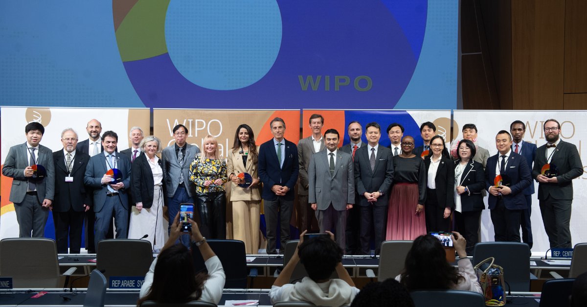 WIPO's tweet photo. 🥁And the winners are…🥁

SMEs and startups from Argentina, China, Kenya, the Republic of Korea, Kuwait, Singapore, Switzerland, Thailand, and Türkiye are the winners of 2024 #WIPOGlobalAwards: https://t.co/weDPGLXhnG

#wipoGA