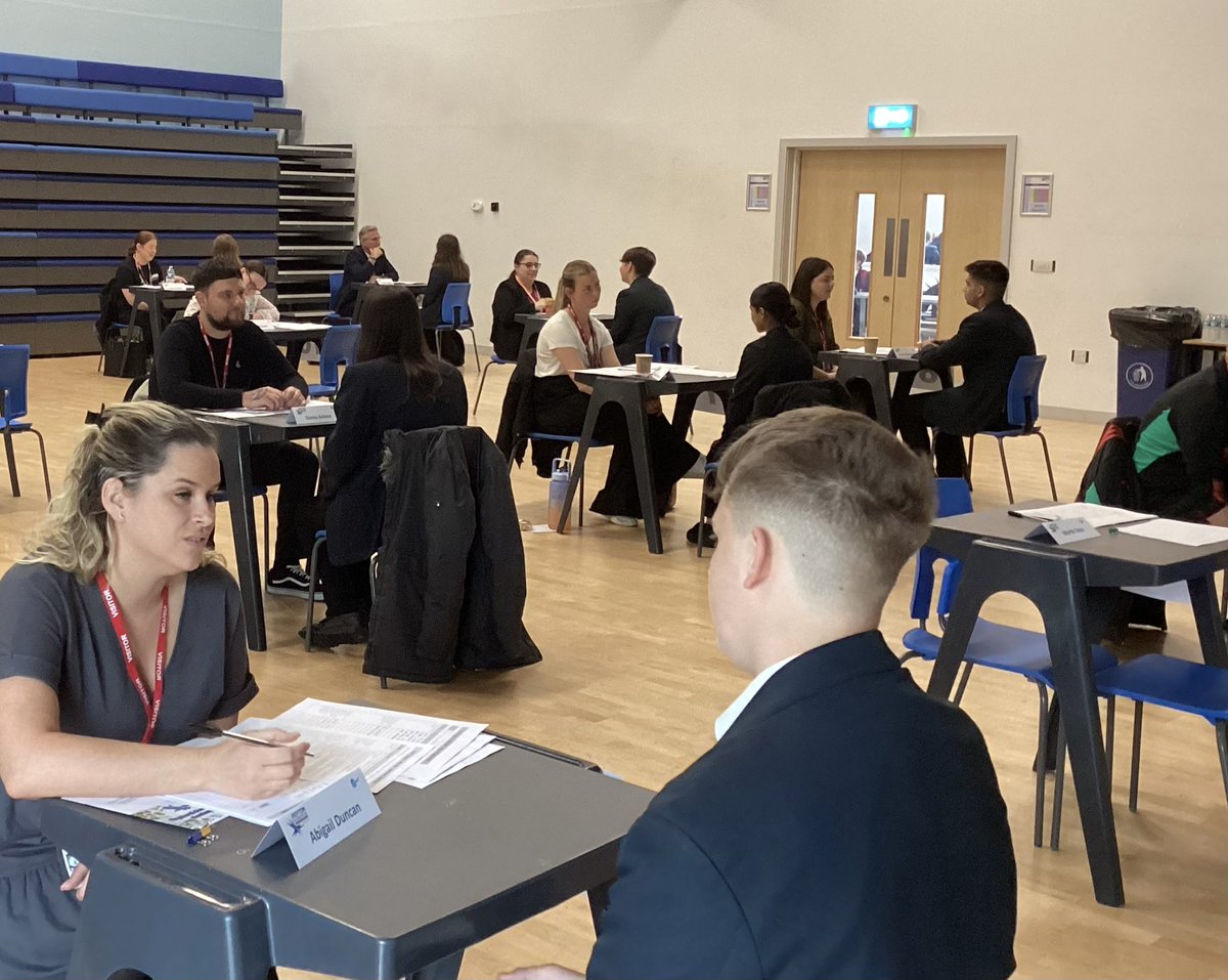 RoytonCrompton's tweet photo. Well done to our Y10 students on completing mock interviews! We are so proud of you all - our volunteer interviewers were full of praise and loved speaking to you about your future plans 🤩 #careers #aspiration #excellence https://t.co/uALkvHWhD3