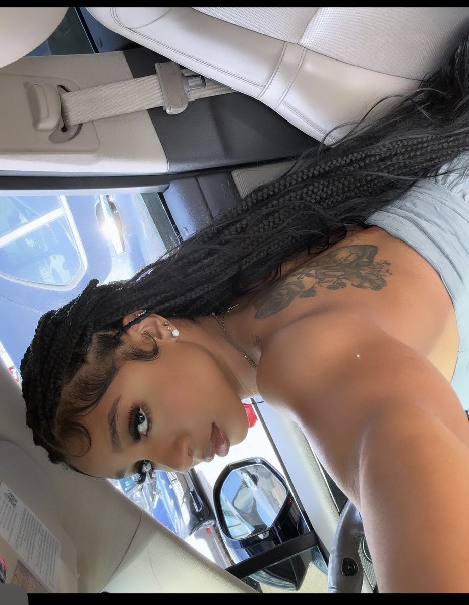 deaja_j's tweet image. Let’s get into these braids 😍 July almost over don’t miss this HAIR INCLUDED Braid sale 🫶🏽😌