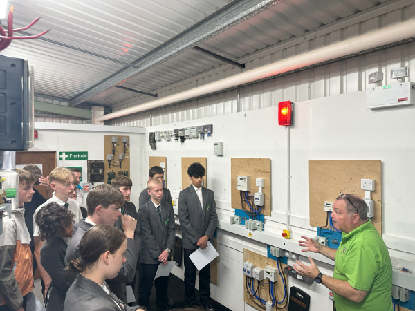 SERT_work's tweet photo. #FutureTechnicians #SmartMeters2025 https://t.co/WvKjJ5s1Mi