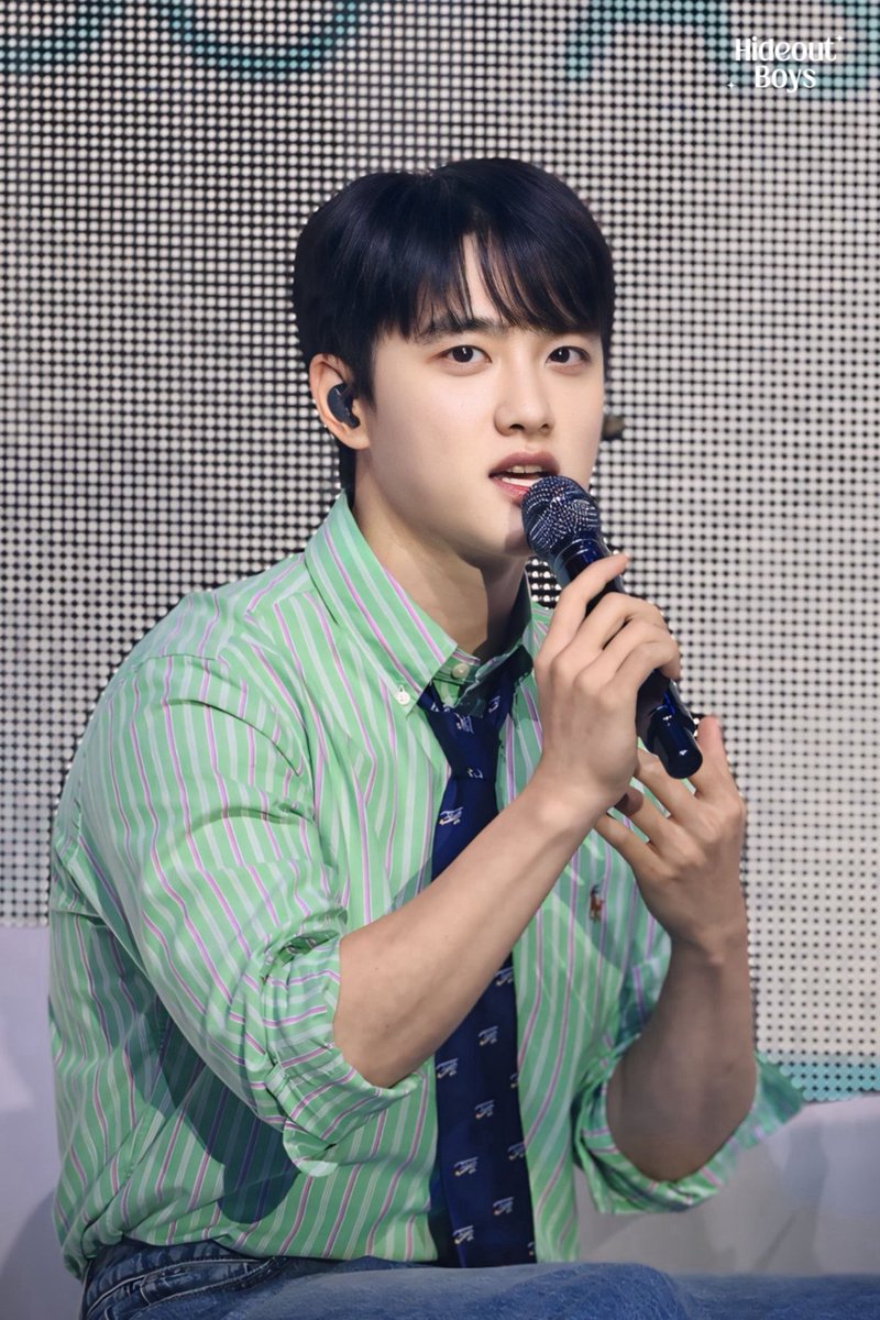 HideoutBoys's tweet photo. 240712 HQ D.O. Fancon Bloom in Jakarta Day 1

🤍🥹

#디오 #경수 #엑소
#FANCONCERT_BLOOM_inJKT https://t.co/nVuqWchSHd