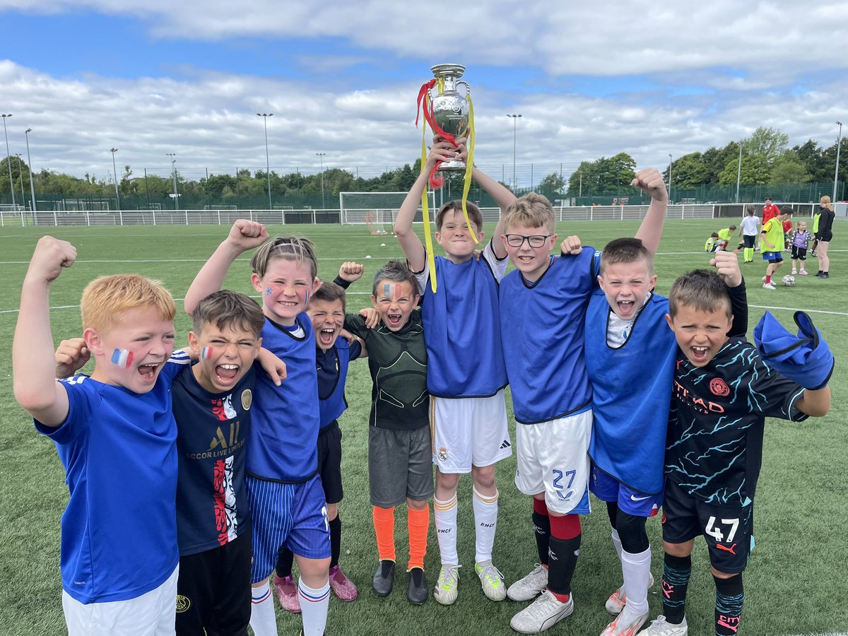 Summer Camps day 5
Well done to our Euro winners this morning Holland and France 🙌⚽️
<a href="/MrStephenBarr/">Stephen Barr</a> <a href="/FranceFootball_/">France Football</a> <a href="/hollandfootball/">Netherlands</a> <a href="/INEOS_GM/">INEOS_Grangemouth</a> <a href="/falkirkcouncil/">Falkirk Council</a> <a href="/FalkirkSport/">Falkirk Active Schools & Sports Dev</a>