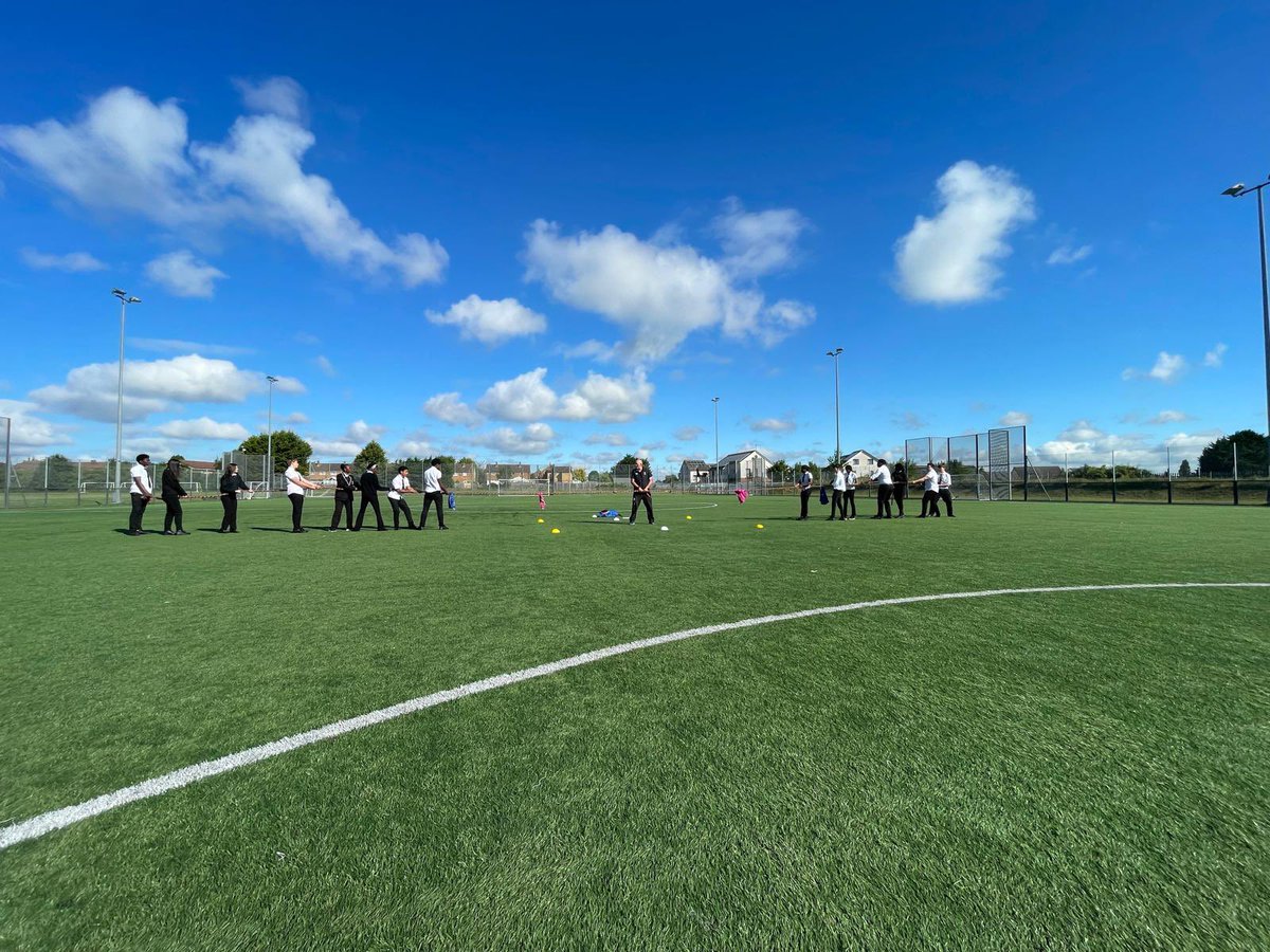 QES Luton Physical Education tweet media