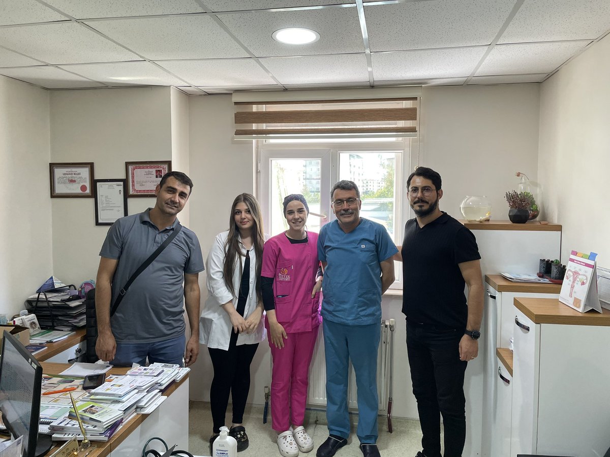 cihanokchu's tweet photo. Örgütlenme kapsamında bugün Diyarbakır Özel Sultan Hastanesini ziyaret ettik. Sendikamız #DevSağlıkİş’e üye olarak büyümemize katkı sunan herkese teşekkür ederim. Barajları yerle yeksan edip GELİYORUZ. 

@diskinsesi @DevrimciSaglik @ArzuCerkezoglu @dmrerdogan @disk_dev @UmduUmit https://t.co/ymZnrfDq7y