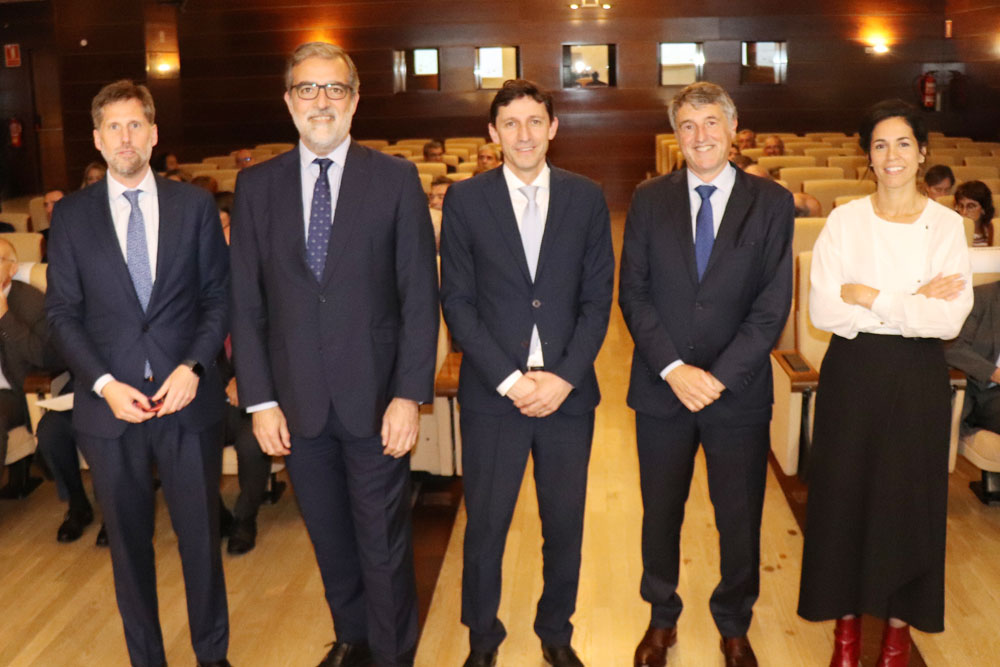 Estrategianet's tweet photo. - #BasqueFIK cuenta con más de 50 entidades asociadas cuatro meses después de su fundación
https://t.co/ALtIsqqsd4 https://t.co/CcBP5HvFcG