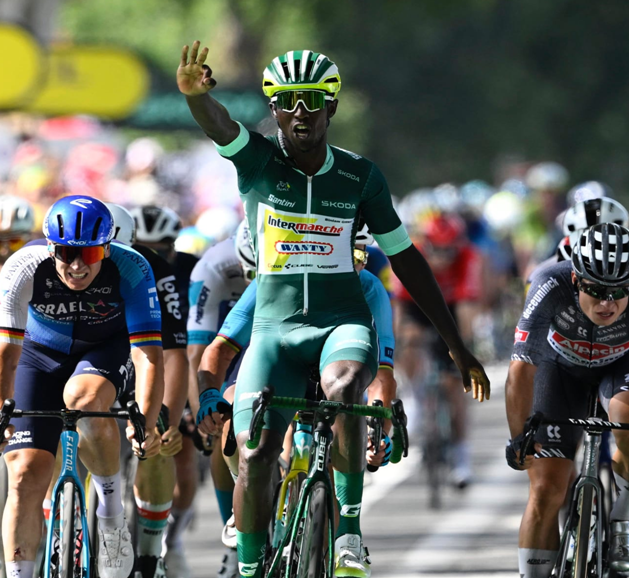 hawelti's tweet photo. #Eritrea: Good Read: 111-year barrier, broken in 12 days! by Natnael Yebio

"This is a seismic shift in the world of professional cycling... Bini is not merely winning Stages; he is captivating the imagination of millions who had yearned to see African Stage winners in the Tour de Frane, who share the Continent's heritage and embody its dreams".

https://t.co/wYDhJcTkMN