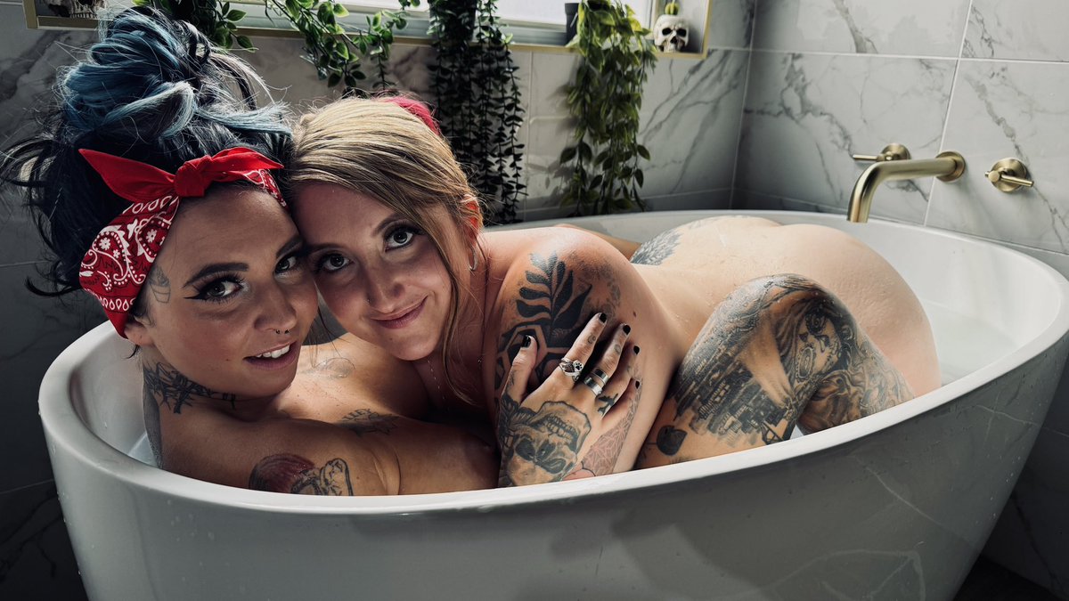 Not sure how <a href="/thirsttrip/">Lydia Grace</a> and I kept looking so wholesome but… it’s cute 🥹🙈🖤