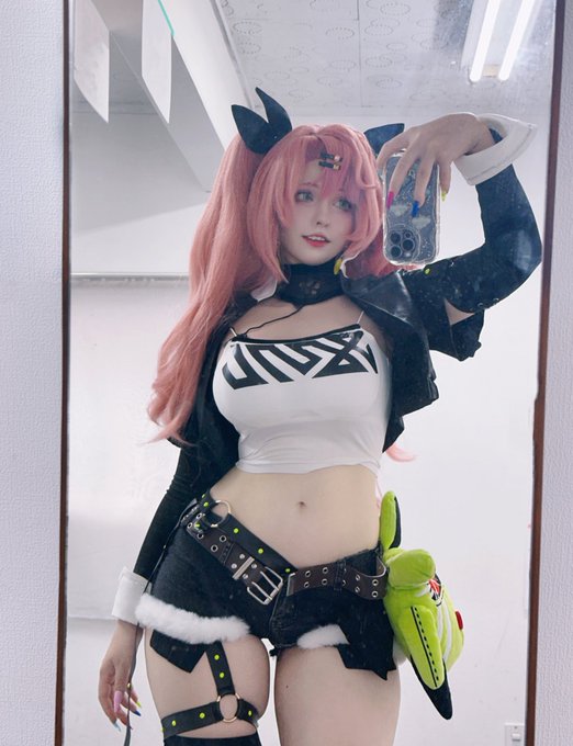 Twitterのコスプレ画像4