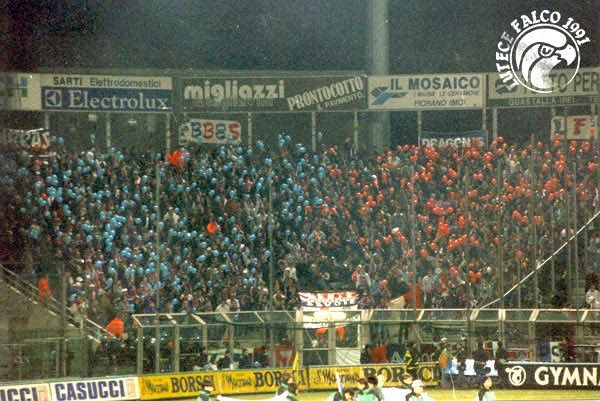 psgtifos's tweet photo. Tifo PSG - Parme 07.03.1996

Studio ennio tardini

#psgparme #psgparma #seriea #seria #calcio #italia #italie #parma #coupedescoupes #ballons #italy #bb85 #boulogneboys #suprasauteuil #lutecefalco https://t.co/I7iV12pmOr