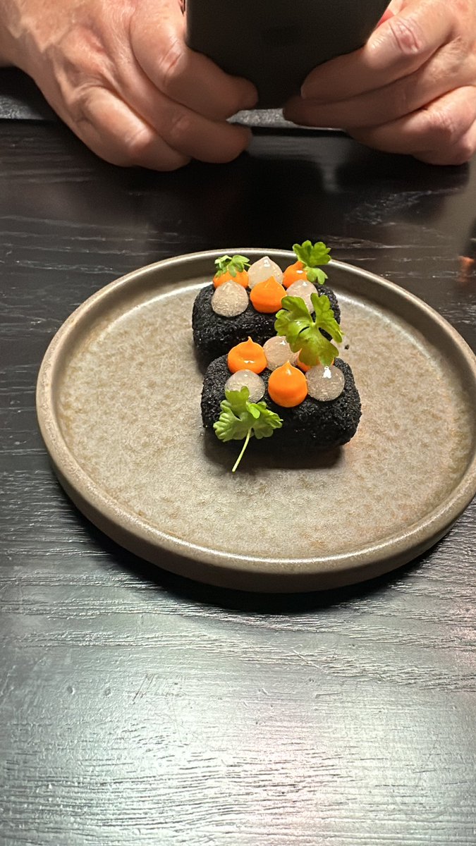 rcw1969's tweet photo. Out for lunch, our new Friday pm treat, at @purnellsrest and the food is ridiculously good! These are just the treats before we getting started! 🤤🤤🤤 https://t.co/lShuOW075S