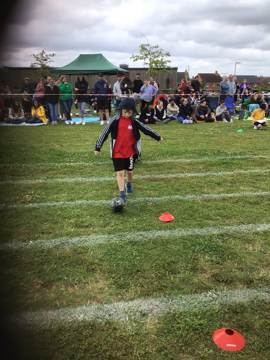 GRPAPlane's tweet photo. Plane Class had an amazing time during sports day today. A massive well done to everyone! @GreenRidgeR2 #sportsday https://t.co/PU0CNLrh8Q