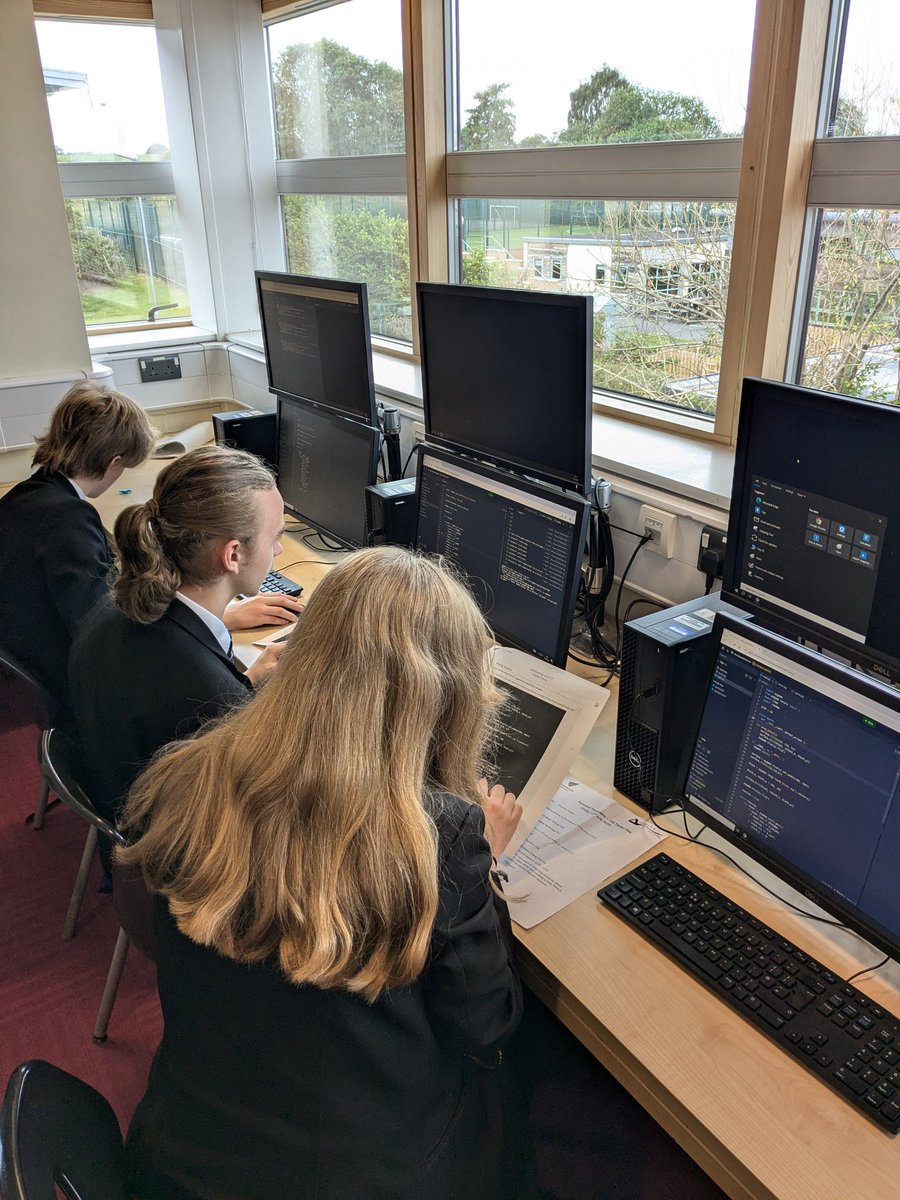 HelloRidgewood's tweet photo. It's been lovely to welcome some of the Y10 @DeltaDonValley students to our sixth form today. They have enjoyed taster lessons, a range of enrichment sessions and a barbecue. 

The students have been an absolute pleasure to have at our school ☺️

#sixthform #tasterday https://t.co/KKyKusgZ24