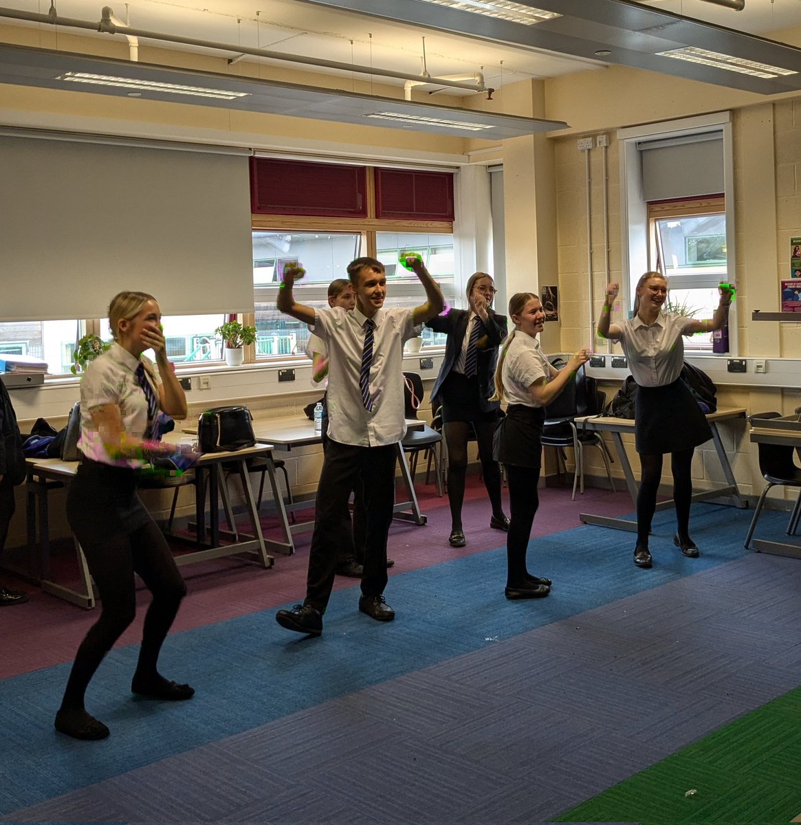 HelloRidgewood's tweet photo. It's been lovely to welcome some of the Y10 @DeltaDonValley students to our sixth form today. They have enjoyed taster lessons, a range of enrichment sessions and a barbecue. 

The students have been an absolute pleasure to have at our school ☺️

#sixthform #tasterday https://t.co/KKyKusgZ24