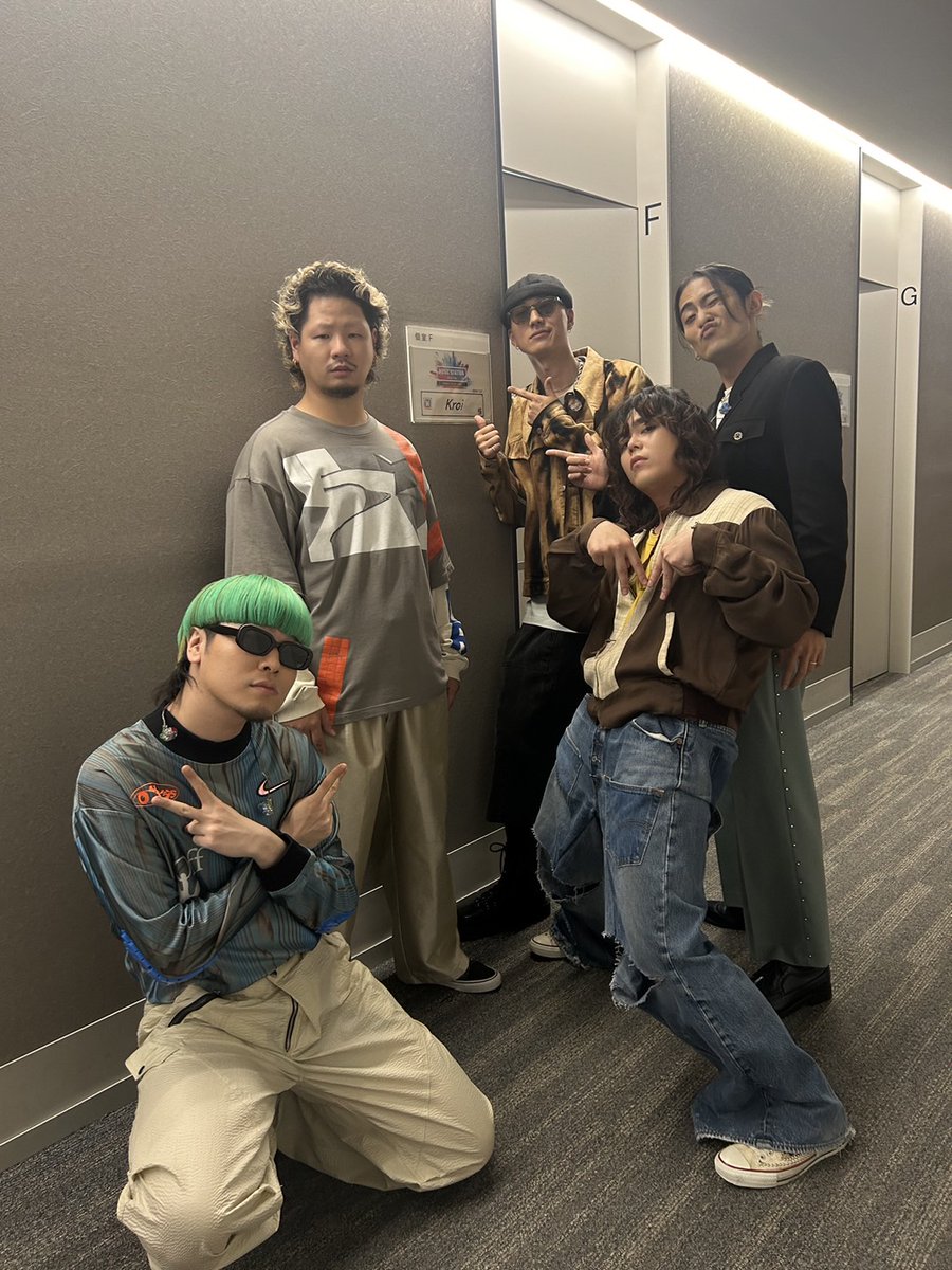 KroiOfficial's tweet photo. MUSIC STATION #Mステ
#Kroi ありがとうございました🔥

🌇「Amber」Official Video
https://t.co/4uU0c9MFI5

📀New AL「Unspoiled」発売中！
↪︎ https://t.co/MbCkoi90LL

🌏LIVE TOUR「Unspoil」TICKET発売中！
↪︎ https://t.co/JVgqmeoBJo

#Kroi_Unspoiled @Mst_com #Mステ https://t.co/1hyIqOJvy6