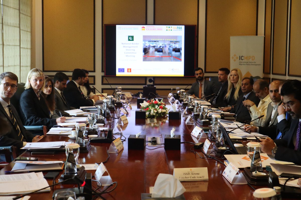 BudapestProcess's tweet photo. ICMPD organised the IBM National Project Steering Committee Meeting in 🇵🇰, chaired by Mr. Ayub Chaudhry, MOI Pak&amp;Mr. Sabastien Lorion 🇪🇺 Del Pak. Key officials from FIA, 🇩🇰 Embassy&amp;Foreign Office, DG Home,&amp;Frontex attended. Discussions focused on project progress &amp; future steps. https://t.co/dvAYucNxQ4