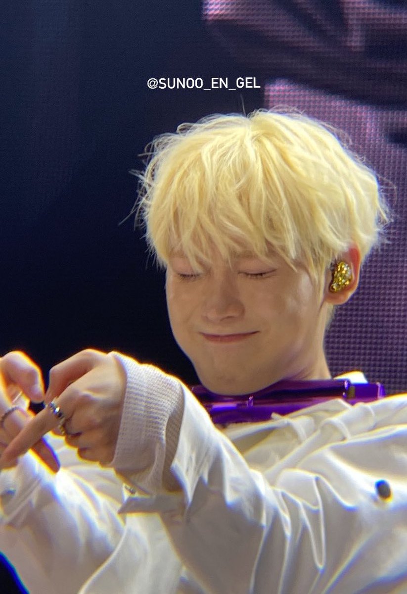 SHOWER OF LOVE SUNOO

#하늘이_선물_선우
#엔하이픈_선우 #SUNOO <a href="/ENHYPEN_members/">ENHYPEN</a> <a href="/ENHYPEN/">ENHYPEN OFFICIAL</a>