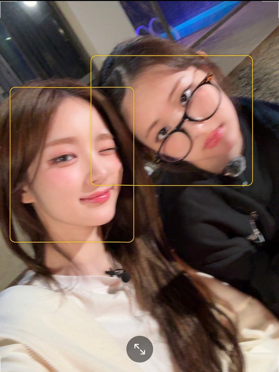 I_m_chillin's tweet photo. 🤟😬🤟박수아 메롱

#ICHILLIN #아이칠린 #지원이지유 #울지로입구 #지_원이에게_로 #최애는_평생이지로
#ICHILLIN #아이칠린 #E_JI #이지 #JOONIE #주니 https://t.co/T2ImQNWhyW