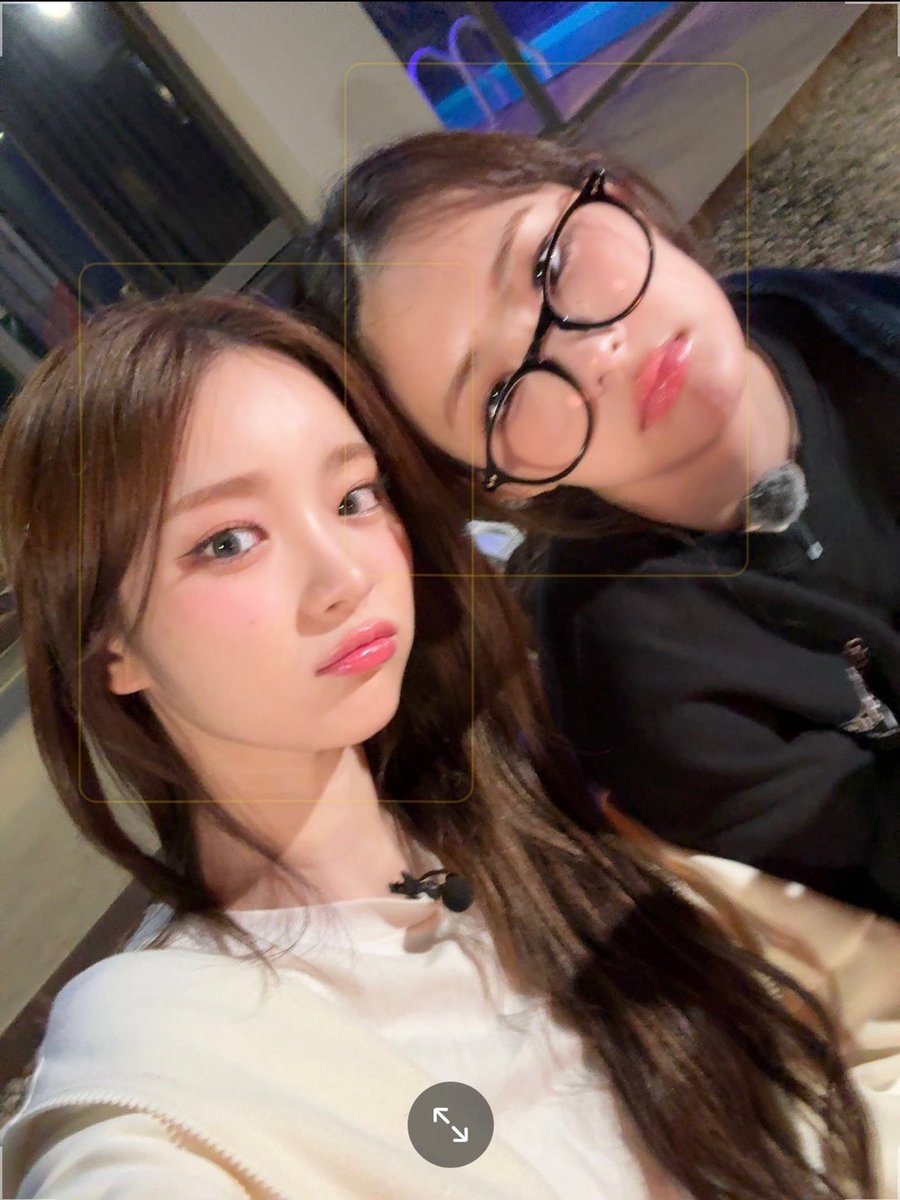 I_m_chillin's tweet photo. 🤟😬🤟박수아 메롱

#ICHILLIN #아이칠린 #지원이지유 #울지로입구 #지_원이에게_로 #최애는_평생이지로
#ICHILLIN #아이칠린 #E_JI #이지 #JOONIE #주니 https://t.co/T2ImQNWhyW