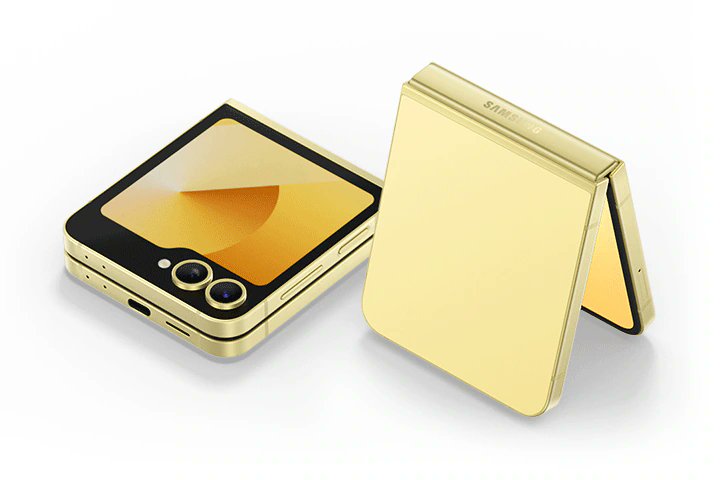 Uff 👀💦 Pie and I just pre-ordered the new Samsung Galaxy Z Flip6.
This is the first time we pre-ordered a phone! We always buy phones that are at least 2-3 years old. GOSH, look at this beauty in leather 🥹 I'm SO exited!