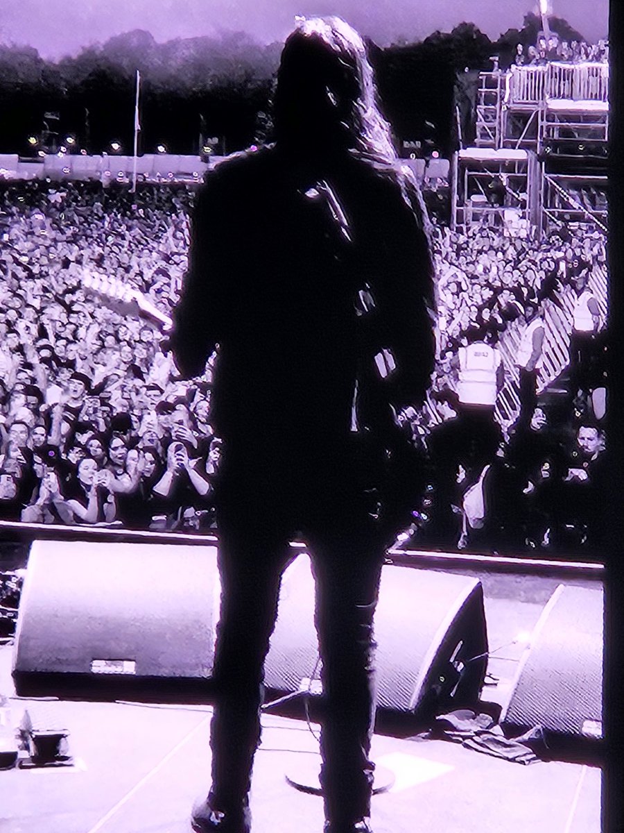 paulblayney's tweet photo. Brilliant to see @theBottlemen back on stage at @intheparkprsnts last night! Sounded fantastic and I think it's fair to say the lads on stage looked like they enjoyed it too! #catfishandthebottlemen https://t.co/EeEMN6PfQL