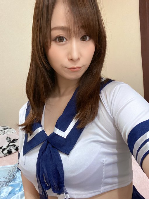 待ってるね😍https://t.co/17EZ6jhzxM https://t.co/FNtQzGOULK