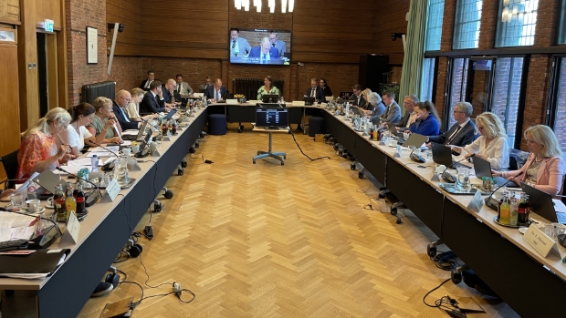 'Is het tijd om met Leiden te gaan praten over fusie?' #voorschoten -  voorschotensekrant.nl/l/27670