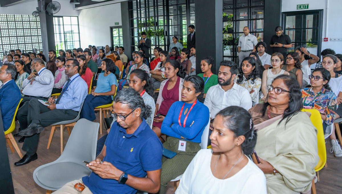 A program on sustainability and climate change, jointly organized by Biodiversity Sri Lanka and the Dilmah Institute, was held yesterday (11) at the Maligawatta Dilmah Center for a Sustainable Future to celebrate World Environment Day.