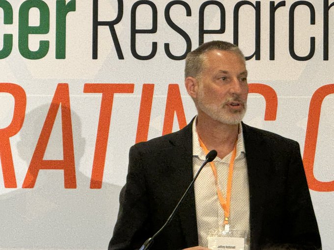 KidneyCAN (@kidneycan) on Twitter photo Thank you <a href="/JeffRathmell/">Jeff Rathmell</a> for an enlightening presentation on obesity and immunotherapy at #KCRS24! Obesity impacts cancer risk but might boost response to treatments. Exciting insights on how blocking PD-1 can enhance anti-tumor immunity. #KidneyCancer #ResearchRevolution Thank you <a href="/JeffRathmell/">Jeff Rathmell</a> for an enlightening presentation on obesity and immunotherapy at #KCRS24! Obesity impacts cancer risk but might boost response to treatments. Exciting insights on how blocking PD-1 can enhance anti-tumor immunity. #KidneyCancer #ResearchRevolution