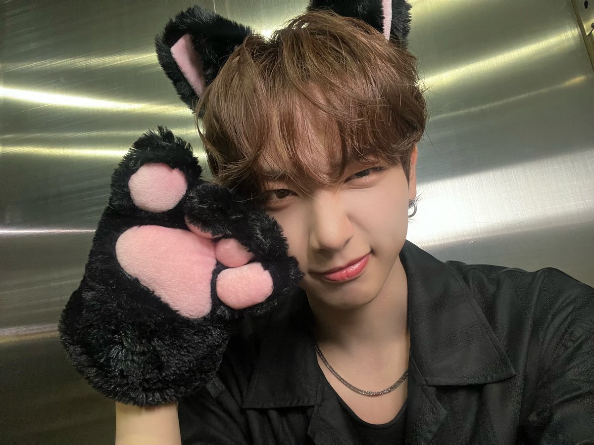 BOYNEXTDOOR_twt's tweet photo. 명냥이
#명재현 #보이넥스트도어 #JAEHYUN
#BOYNEXTDOOR https://t.co/xVOvvVLA3j