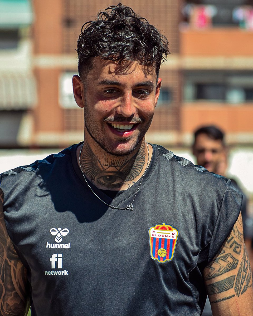 CD Eldense tweet media