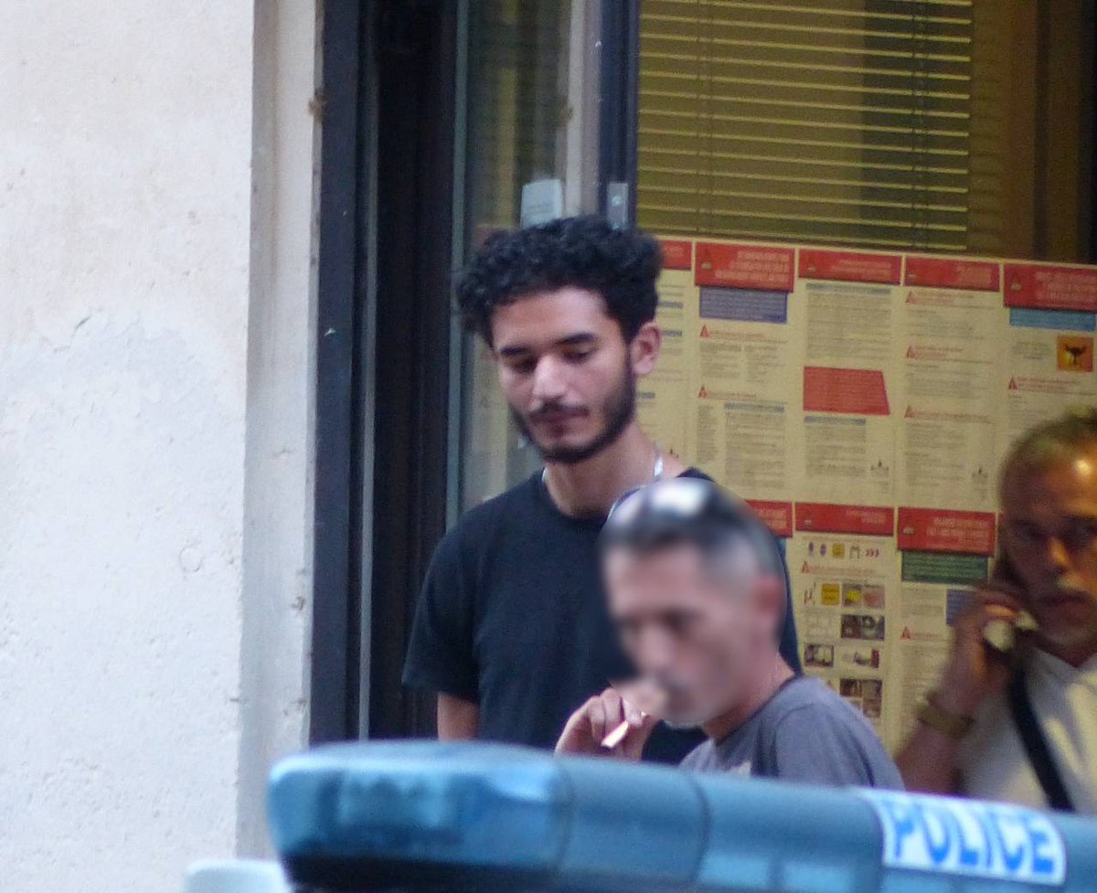 Observatoire_VP's tweet photo. 👁️ Jeudi se déroulait le procès des 4 antifas interpellés après avoir attaqué un bar dans lequel se trouvaient des sympathisants RN à Alès. À la barre : Antoine Grenier, Gabriel Poidvin, Mourad Smail et Gaël Visin. ⤵️ https://t.co/GE6TZyDgiH