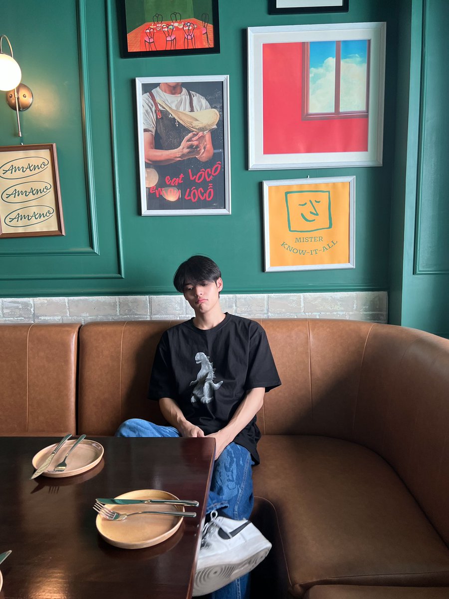 poon_mit12's tweet photo. ห้ามเขียนว่าน่ารัก https://t.co/kVQeh3RLWA
