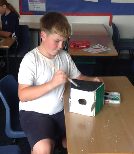 Lots of fun painting our bird boxes this afternoon <a href="/GilesBrookSCH/">Giles Brook School</a> #gbs4DT