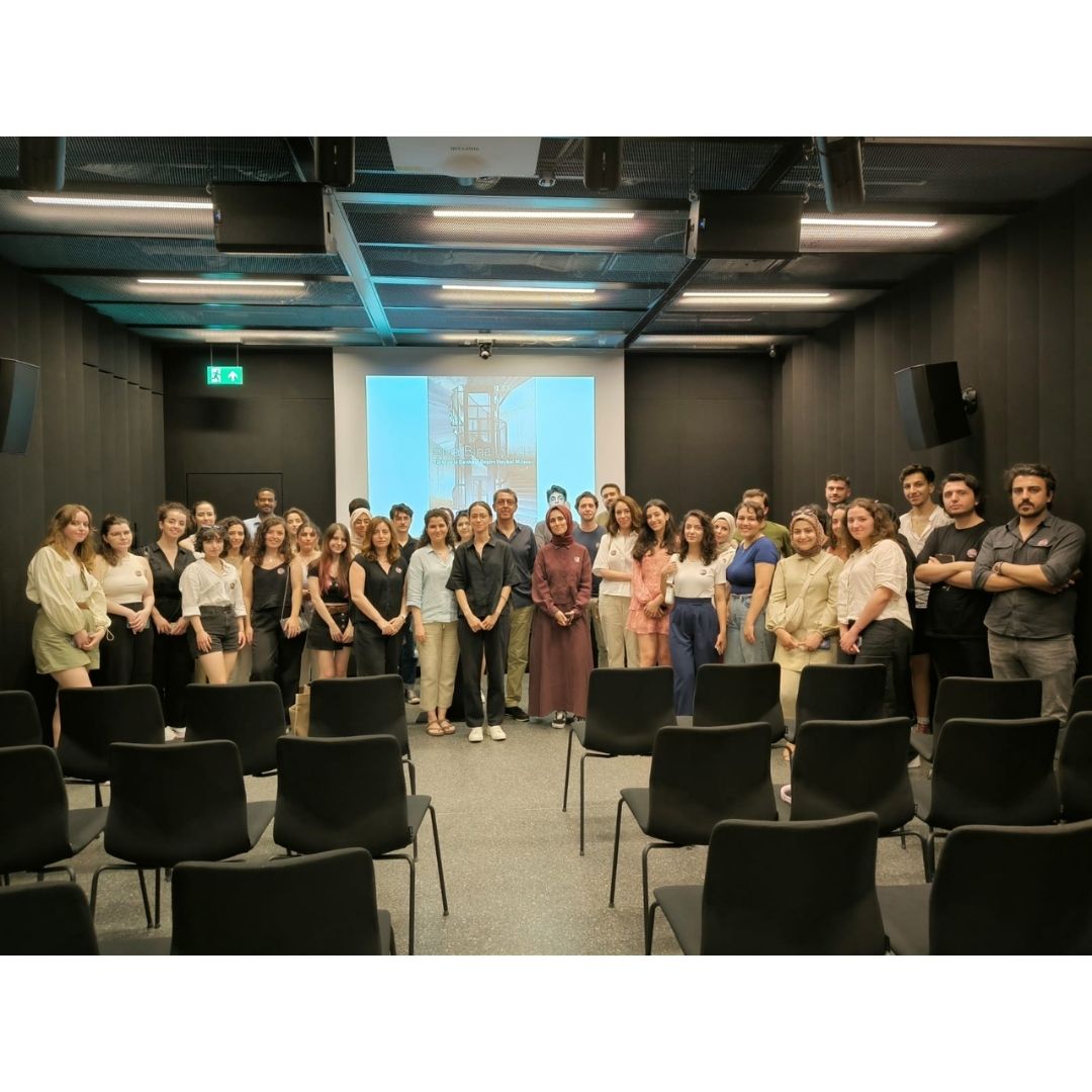 Istanbul_SMD's tweet photo. İstanbulSMD Staj Programı Etkinlikleri #1
Teğet Mimarlık ile İş Bankası RHM

İstanbulSMD Staj Programı ek etkinlikleri kapsamında İş Sanat ev sahipliğinde Teğet Mimarlık ile “Bina Bina İçinde” buluşmalarının dördüncüsü gerçekleşti.
#İstanbulSMDStajProgramı
@issanat https://t.co/T3xsZlICAs