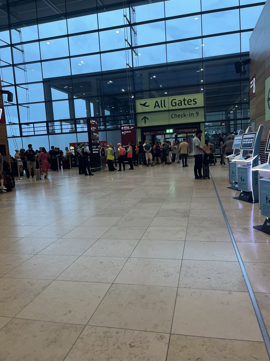 Daniela Sepehri (she/her) tweet media