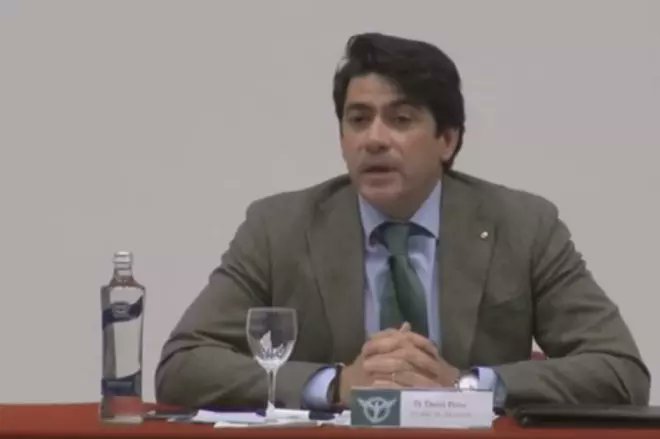 CoordinadoraHTZ's tweet photo. La @JMDHortaleza de @davidperez, ante la indignación vecinal por la suspensión del Cine de Verano, alegó una razón que ha tenido que rectificar al descubrirse que era falsa.

Ahora aseguran que se debe a un fallo en su gestión.

"Seremos fascistas pero sabemos gobernar" https://t.co/fj07NIcUL9