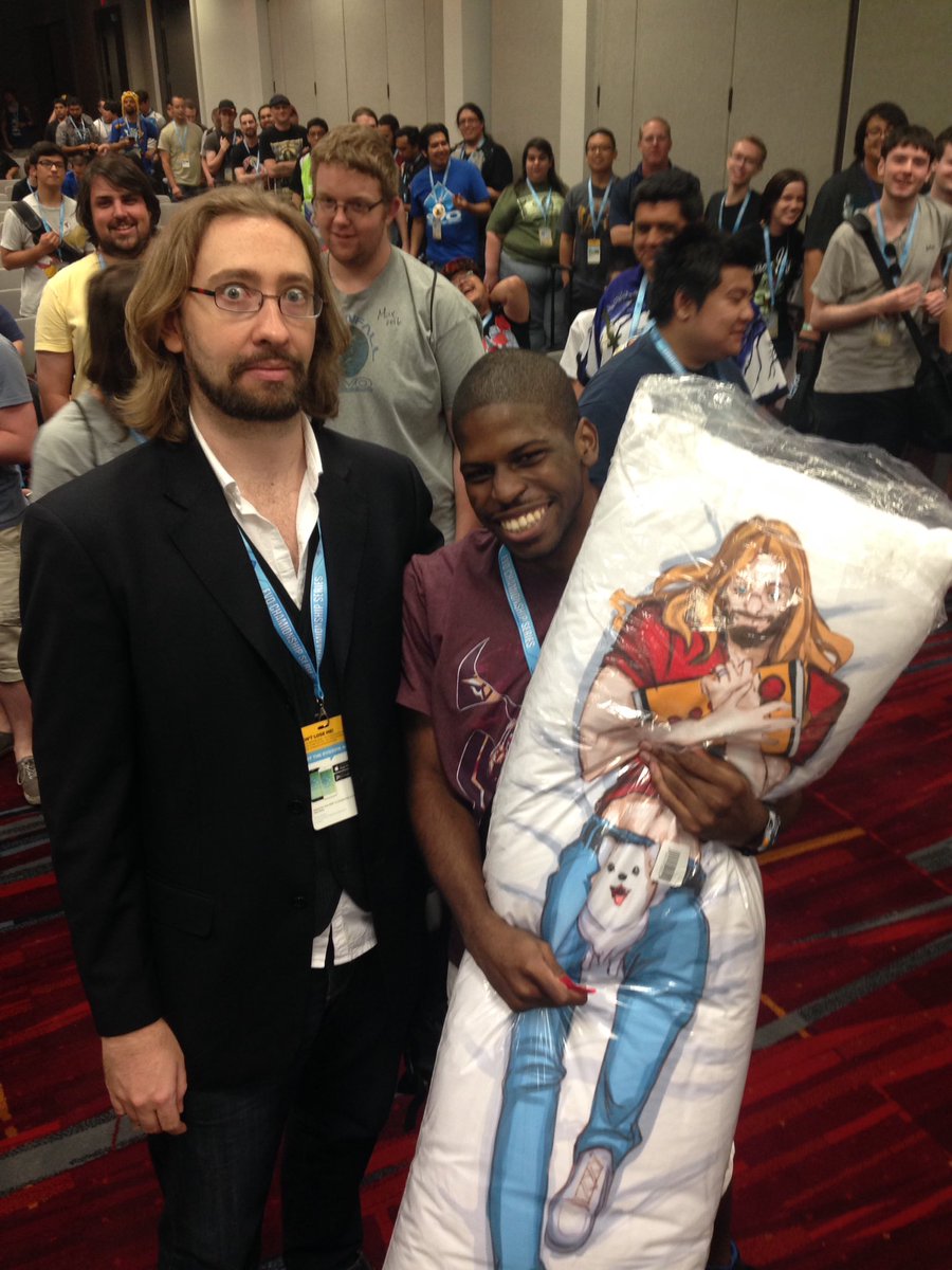 RICEY300's tweet photo. @OhNoItsAlexx If you are streaming &amp; make a goal for Furry Alexx anime body pillow.

Would be funny if they gonna help you out.

Also check this out Maximilian Dood friends(#YoVideogames) pictures. https://t.co/TOSr4NoAl0