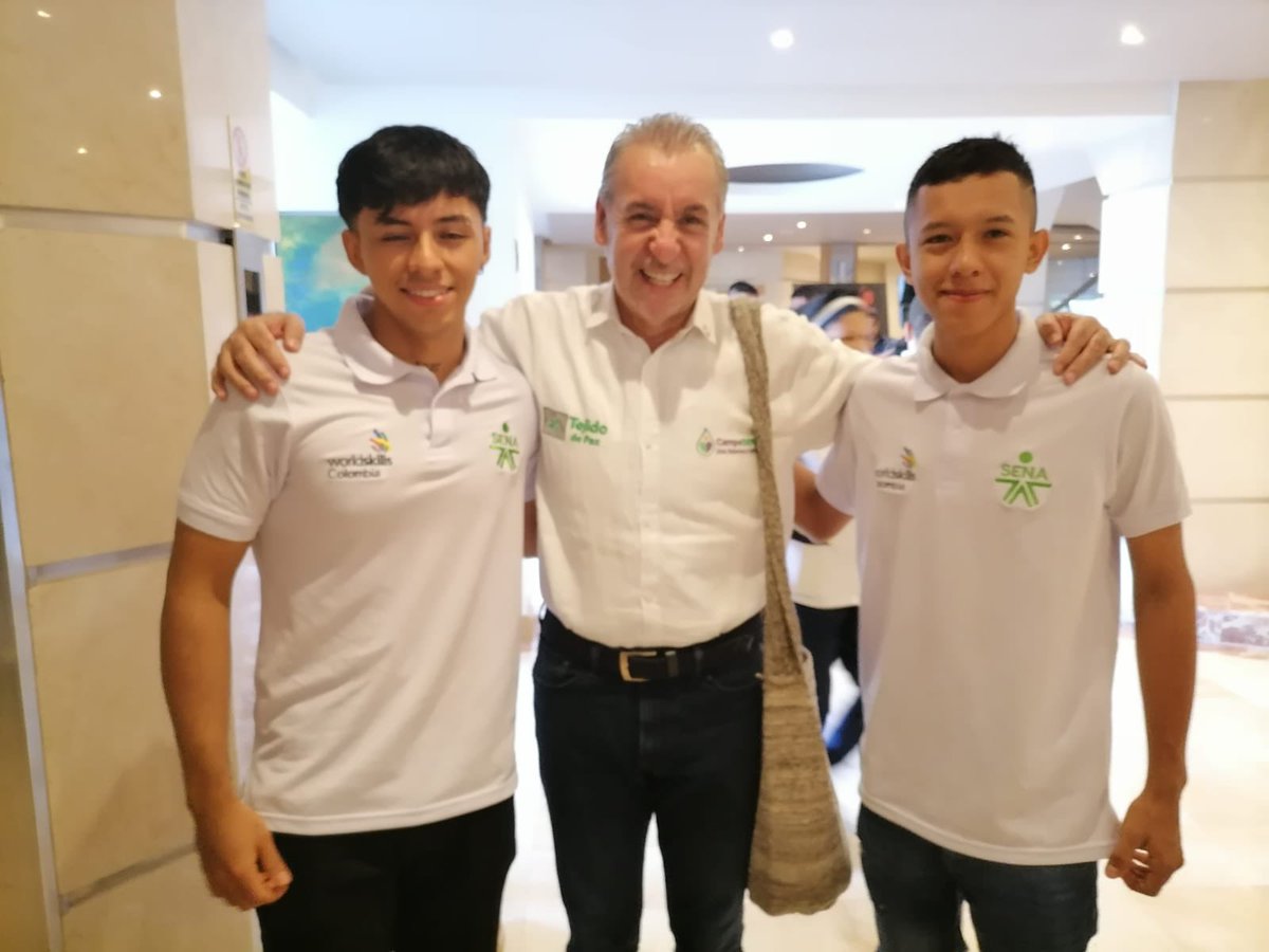 johanasmedina's tweet photo. Nuestros campeones hoy ganarán un cupo para ir a Francia 🇫🇷 en las competencias de #Wordskill, por primera vez tendríamos esta oportunidad todo la FE puesta en Dios para que sigamos siendo protagonista. La familia Sena casanare está orgullosa de la representación del llano.🙏 https://t.co/IkqyOAAfwX