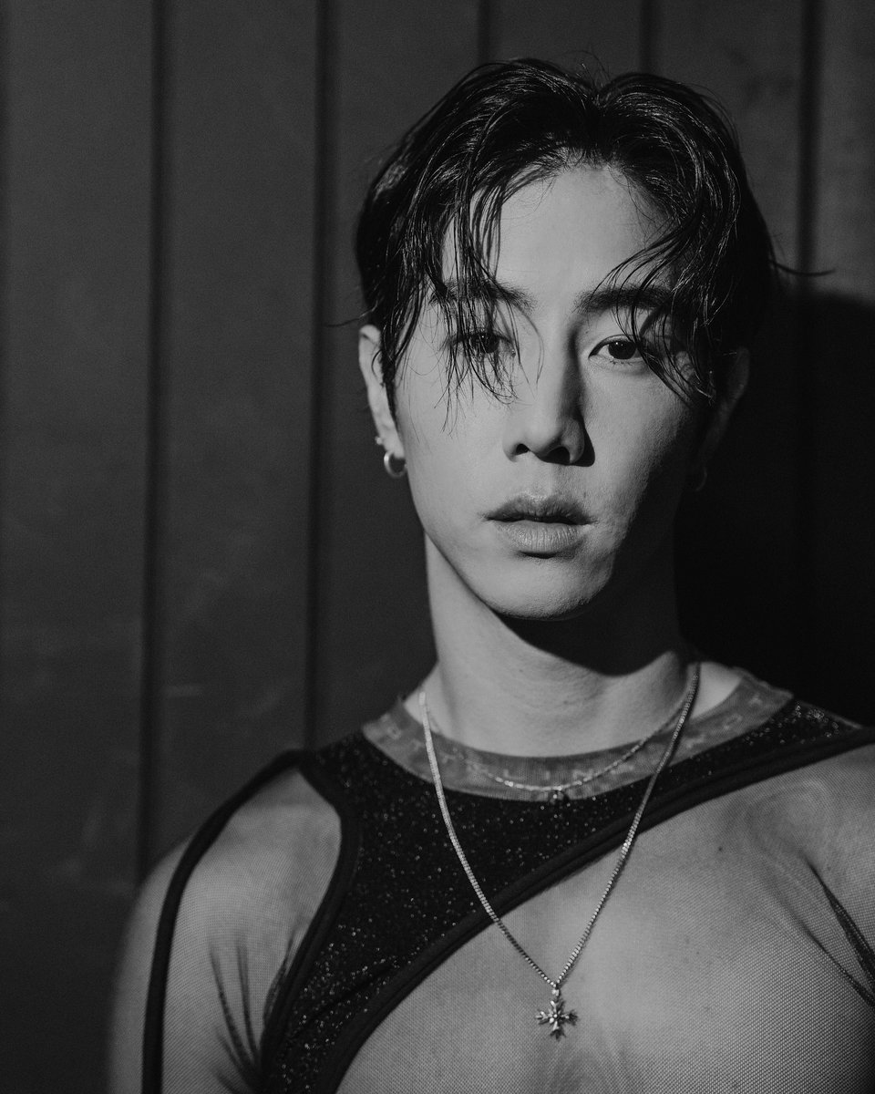 <a href="/marktuan/">Mark Tuan</a> wearing #EmanueleBicocchi Crest+Crystal Necklace while performing for his 'The other side tour' 

#MarkTuan 
Styled by Katie Qian
Photos courtesy of <a href="/kenjikchong/">kenji</a>