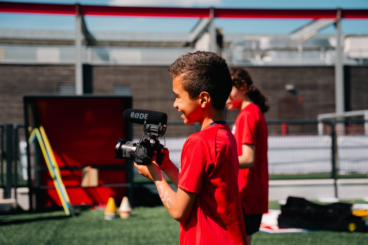 losclive's tweet photo. Ces sourires sur les visages des 30 enfants qui ont eu la chance de vivre un séjour de vacances solidaire sur le Domaine de Luchin cette semaine 😁

𝑶𝒏 𝒗𝒐𝒖𝒔 𝒆𝒏 𝒑𝒂𝒓𝒍𝒆 𝒖𝒏 𝒑𝒆𝒖 𝒑𝒍𝒖𝒔 𝒅𝒂𝒏𝒔 𝒍𝒆𝒔 𝒑𝒓𝒐𝒄𝒉𝒂𝒊𝒏𝒔 𝒋𝒐𝒖𝒓𝒔 😍 https://t.co/v5l43Prqp9