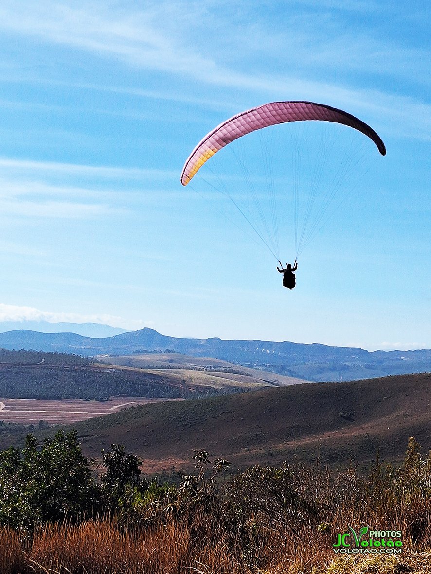 JcVolotao's tweet photo. Topo do Mundo - Serra da Moeda - Minas Gerais https://t.co/mAV03q80ps