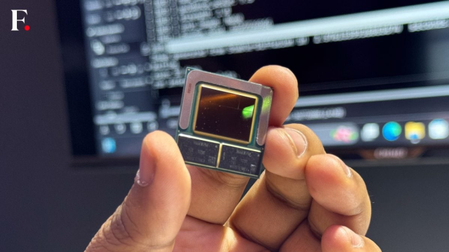 balaontech's tweet photo. At a recent Intel AI PC Open House Event in India, Intel showcased its latest breakthroughs, including a first look at upcoming Lunar Lake processors. #IAmIntel https://t.co/7q15BJAehl https://t.co/d8gT0tCLHH