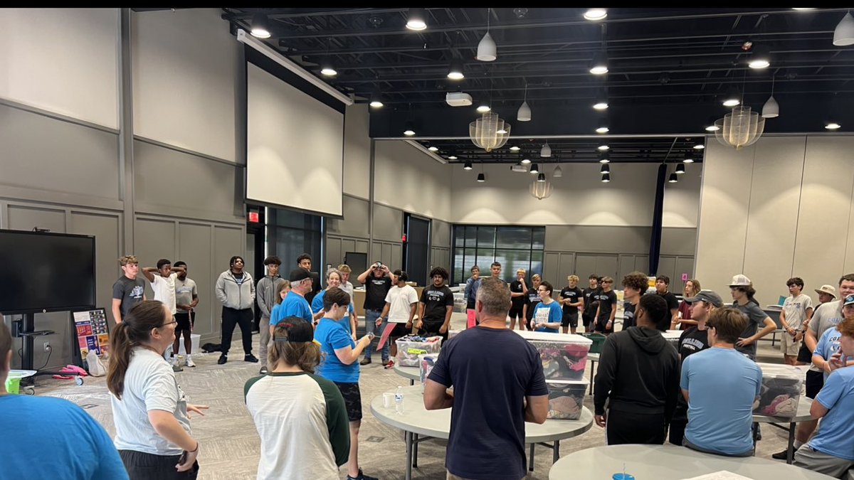 MLCHS Titan Football tweet media