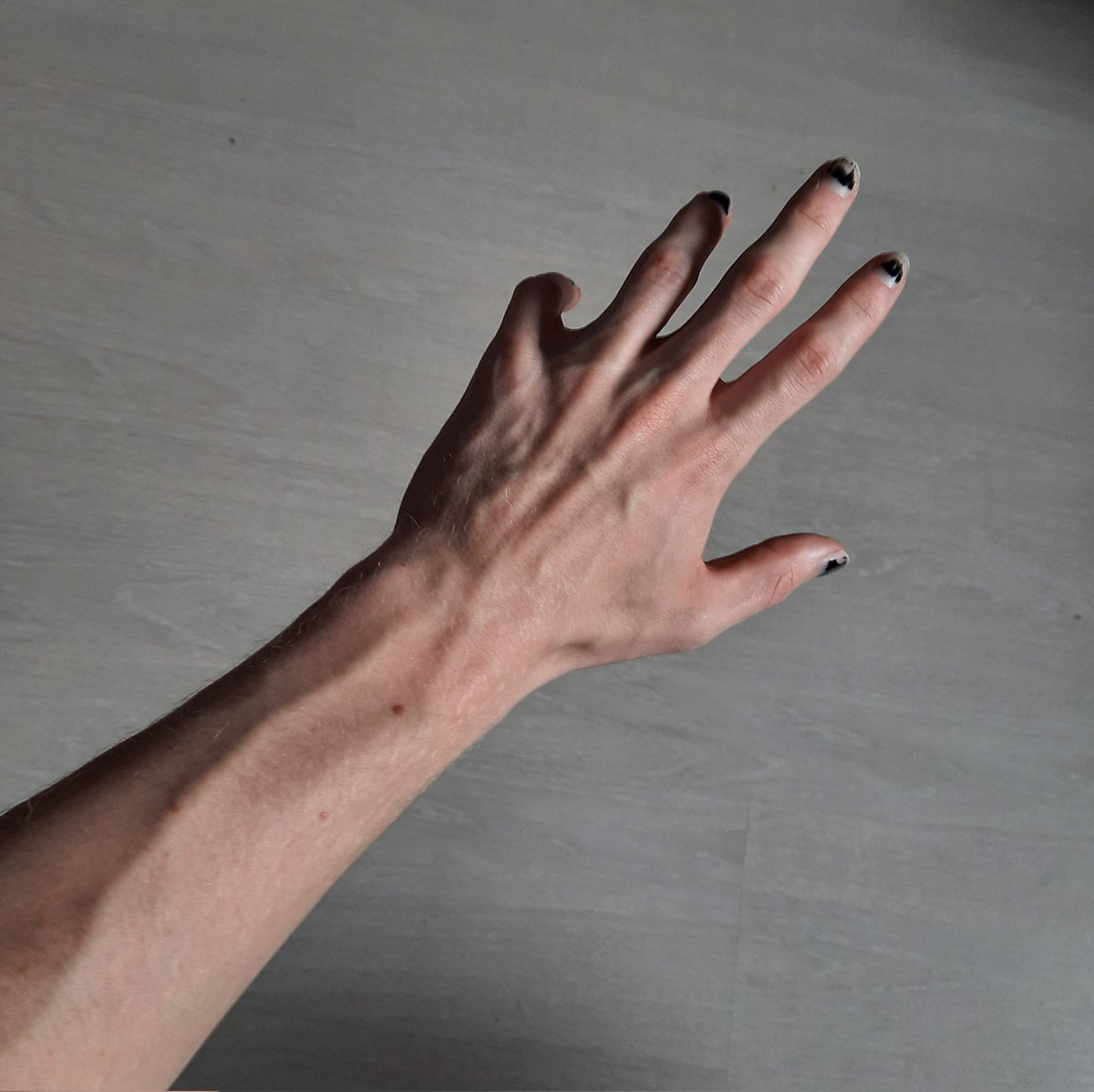 niku102's tweet photo. ─── ⛓️ Pinned ⛓️ ───

Not new to #nsfwtwt, just new to posting
♧ 20 years old, he/him
♧ 6ft (184cm)
♧ Bicurious (girls++)
♧ Switch
♧ Obsessed with games/anime/music
♧ DNI if under 18, you will be blocked :)
♧ DM's open

♡+↻ for moots, picky but you can always DM :) https://t.co/SX0yEDwBjM